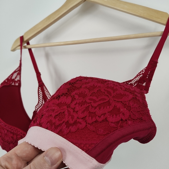 Knix | deep V bralette - Picture 3 of 5